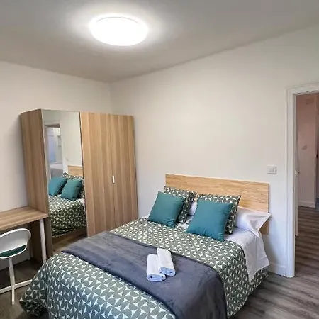 펜션 Amplia Casa De 9 Hab, Cabral.