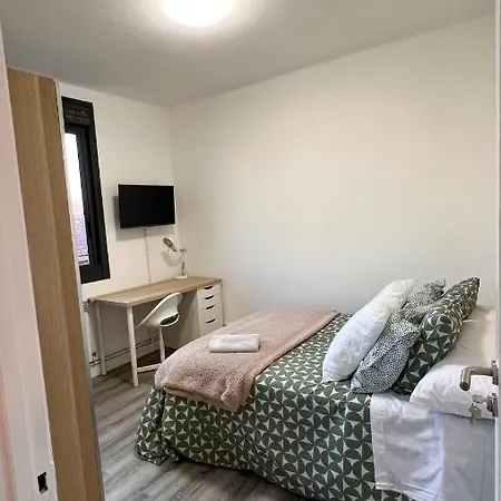 Amplia Casa De 9 Hab, Cabral. 비고