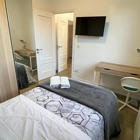 Amplia Casa De 9 Hab, Cabral. Holiday home *