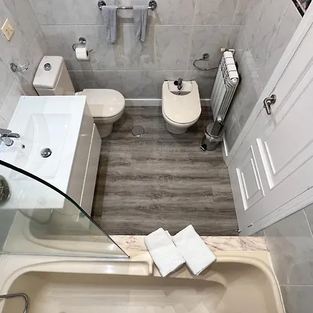 펜션 Amplia Casa De 9 Hab, Cabral.