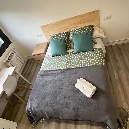Amplia Casa De 9 Hab, Cabral. بيت للعطل *