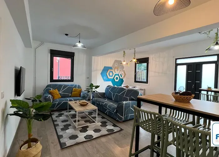 Amplia Casa De 9 Hab, Cabral. 度假居 *