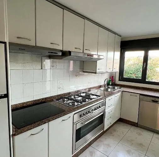 度假居 Amplia Casa De 9 Hab, Cabral.