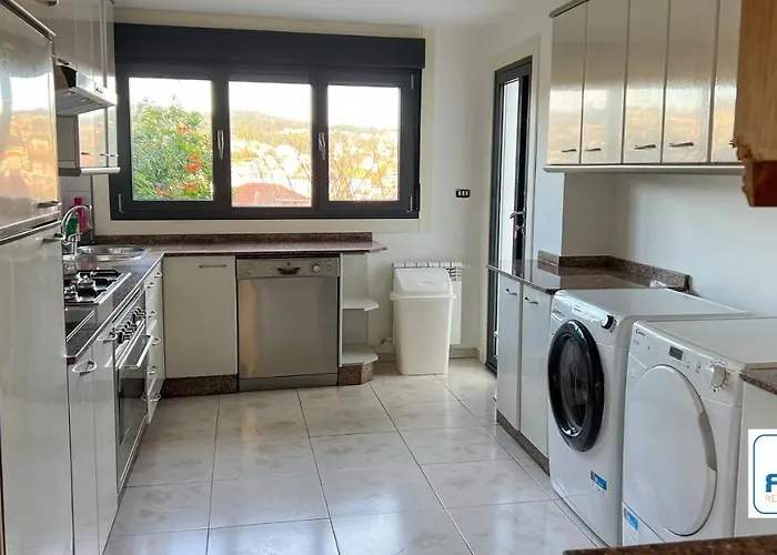 Amplia Casa De 9 Hab, Cabral. Dom wakacyjny *